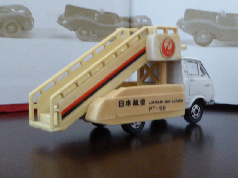 Illustration for article titled Tomica Toyota Tuesday